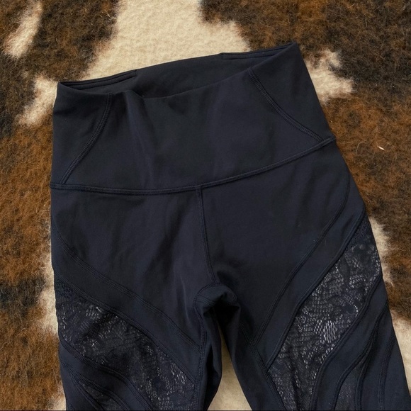 Lululemon Wunder Under High-Rise Tight 25" *Lace - Picture 3 of 9